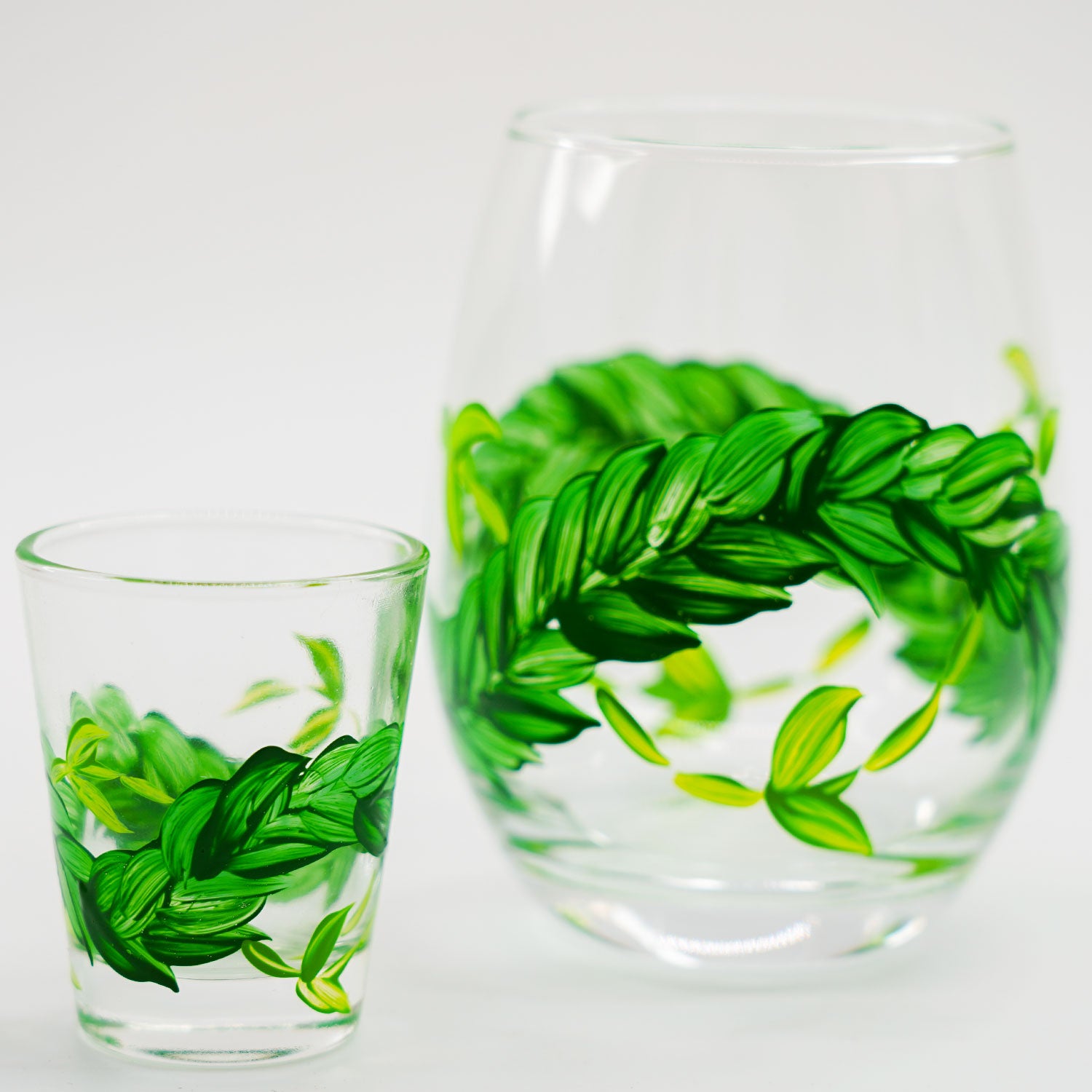 Hand-Painted Stemless Wine Glass Tumbler - Maile & Lāʻī