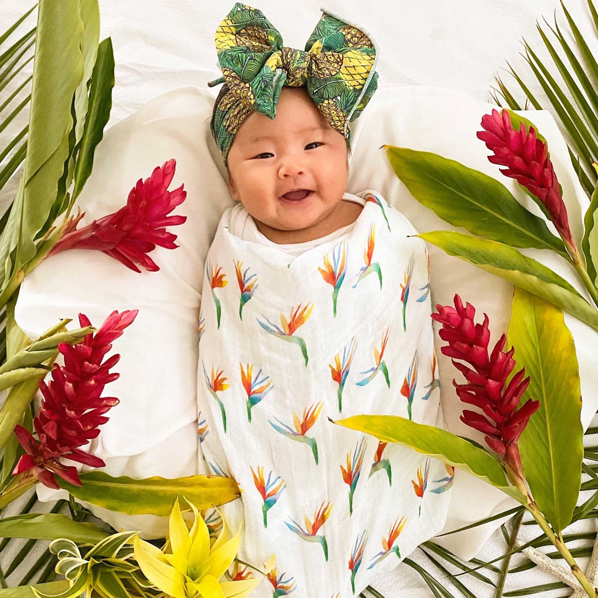 Bamboo Organic Cotton Bird-of-Paradise 47" Swaddling Blanket