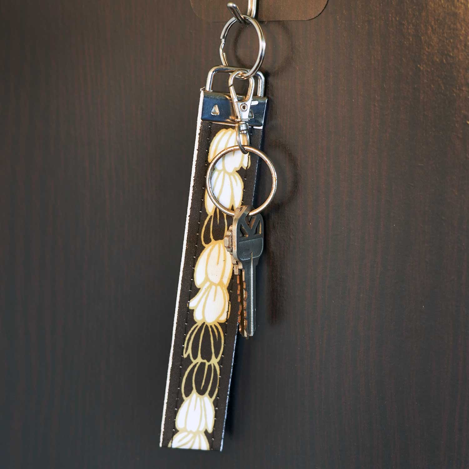Heavy Duty Handstitched 6" Black Pīkake Print Keychain