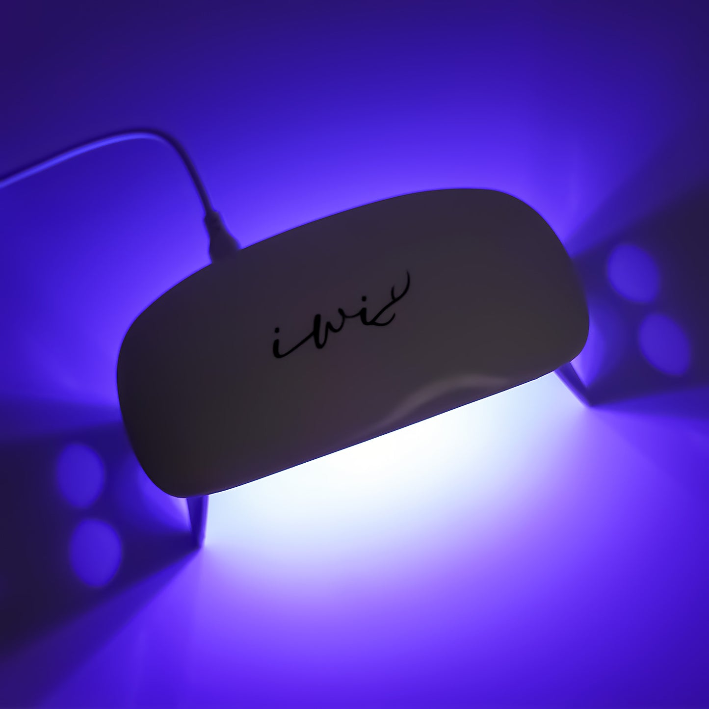 Iwi Nails Ultraviolet LED Travel Gel Nail Lamp