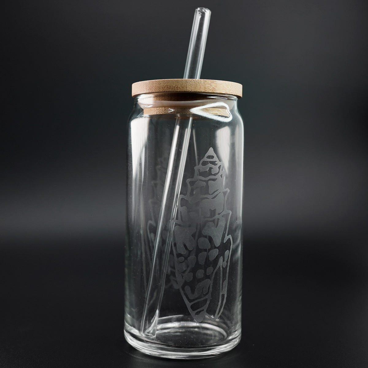 Hand Etched 20 oz Glass Tumbler with Lid & Straw - Miter Shells